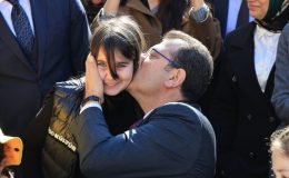 İmamoğlu ile küçük kız arasında gülümseten TRT diyaloğu