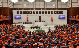 Meclis’te mülakat tartışması
