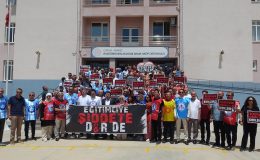 Eğitimciler okuldaki zincirli saldırıyı kınadı