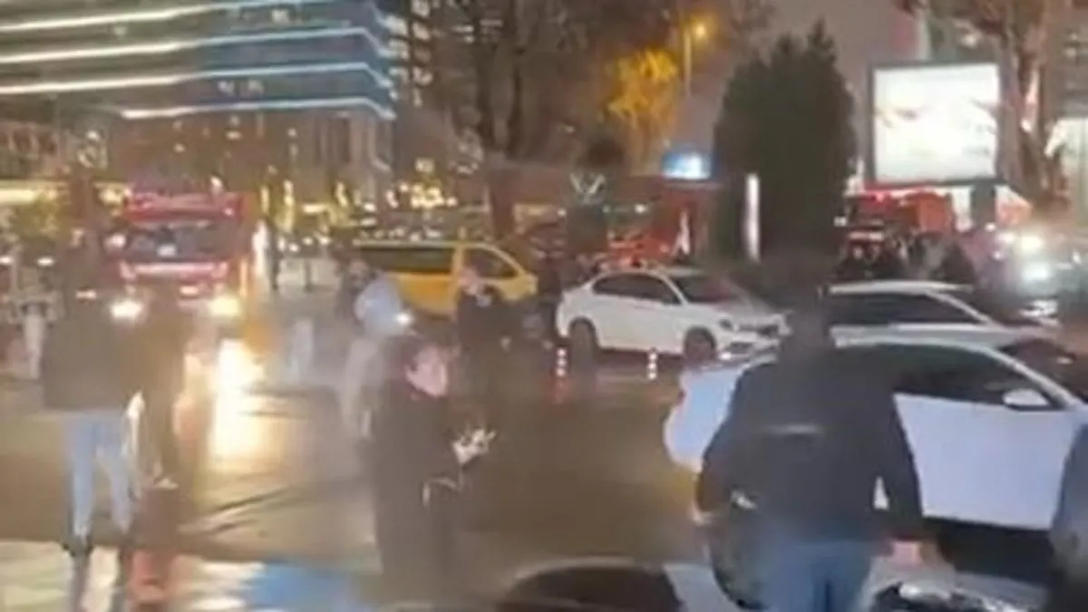 SON DAKİKA | İstanbul’da AVM’de yangın paniği